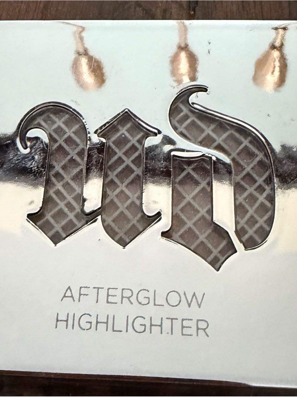 Urban Decay Afterglow Aura Highlighter - Soft Champagne Pink